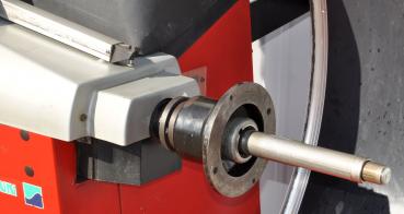 Preview: HOFMANN Geodyna 6300 P Auswuchtmaschine Powerclamp Wuchte Reifenwuchtmaschine