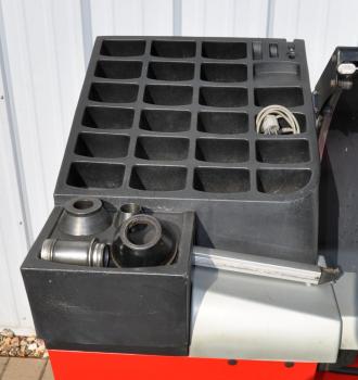 HOFMANN Geodyna 6300 P Auswuchtmaschine Powerclamp Wuchte Reifenwuchtmaschine