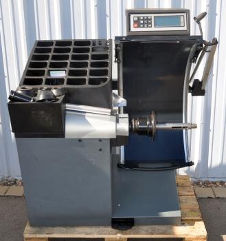 HOFMANN Geodyna 6300 2P Reifenwuchtmaschine Wuchtmaschine Auswuchtmasche Wuchte