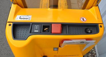 Jungheinrich EJC 110 el. Hubwagen Deichselstapler Hochhubwagen Ameise Stapler
