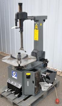 Reifenmontiermaschine GIULIANO S224 Montiermaschine Reifenwechselmaschine