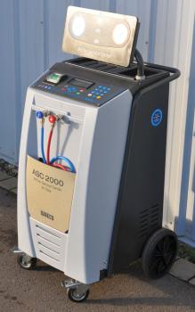 Preview: Klimaservicegerät WAECO ASC 2000 R134a AirCon Klimaservice Servicegerät VAS6381a