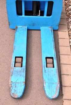 Preview: HanseLifter E1534FH-02 E Hubwagen Deichselstapler Hochhubwagen Ameise Stapler