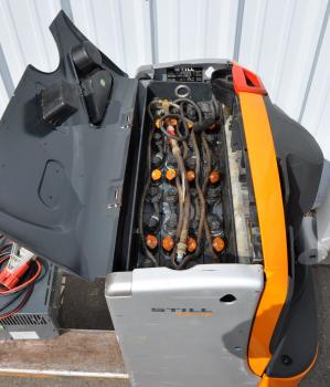 Still EXU 18 Elektro Hubwagen Ameise Ladegerät Gabelstapler 1,8to Bj.2015