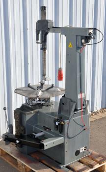 GIULIANO S224 Montiermaschine Reifenmontiermaschine Reifenwechselmaschine