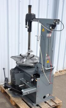 Reifenmontiermaschine GIULIANO S224 Montiermaschine Reifenwechselmaschine