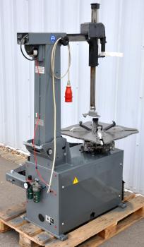GIULIANO S224 Reifenmontiermaschine mit Schockbefüller Montiermaschine
