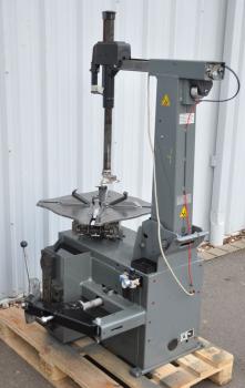 GIULIANO S224 Reifenmontiermaschine Montiermaschine Reifenwechselmaschine