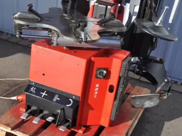 Preview: Reifenmontiermaschine GIULIANO S231 PAX Runflat Hilfsarm Reifenwechselmaschine