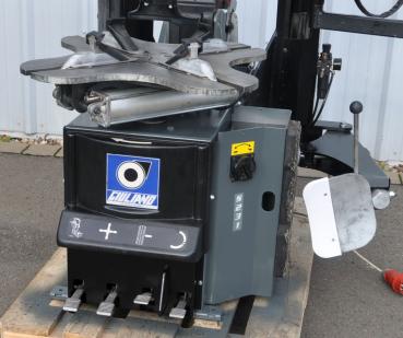 Preview: Reifenmontiermaschine GIULIANO S231 PAX Runflat Hilfsarm Reifenwechselmaschine