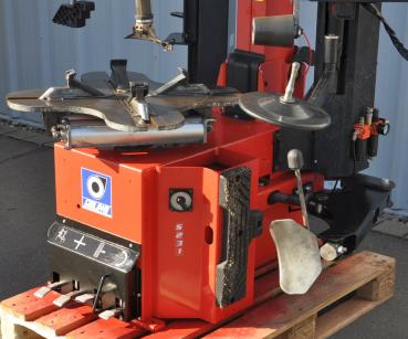 Preview: GIULIANO S231 Reifenmontiermaschine PAX Runflat Hilfsarm Reifenwechselmaschine
