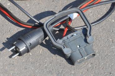 Preview: TriCom E 24V 20A Automatik Ladegerät el Hubwagen Gabelstapler Traktionsbatterie