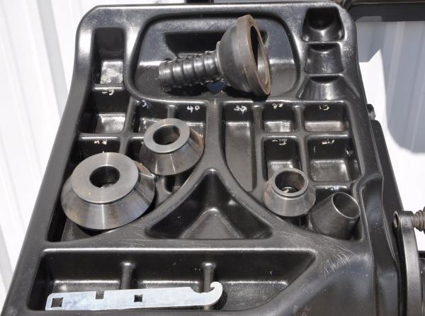 Butler Librak 355 PWS Reifenwuchtmaschine Wuchtmaschine Auswuchtmasche Wuchte