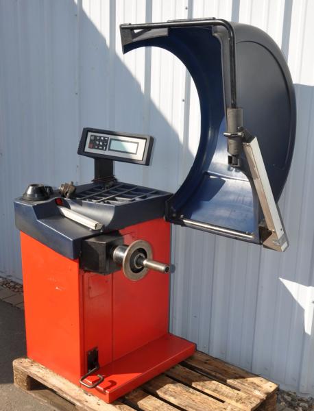 Reifenwuchtmaschine HOFMANN Geodyna 5001.2 Wuchtmaschine Auswuchtmasche Wuchte
