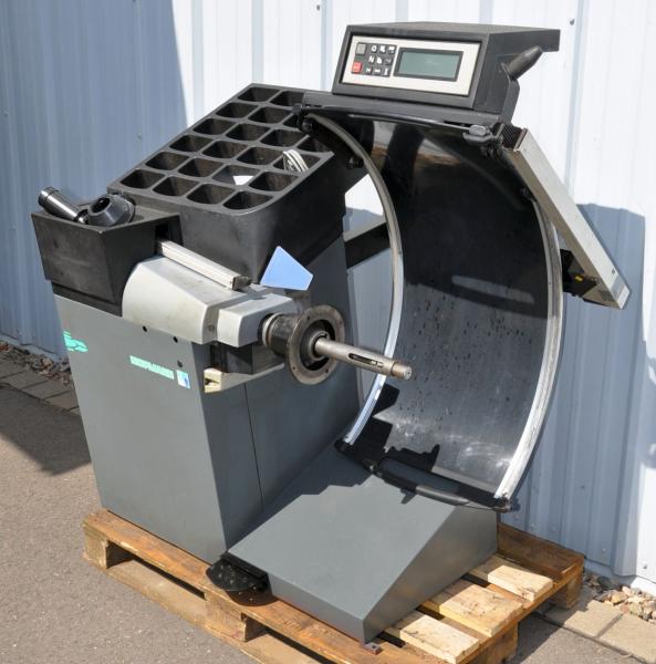 HOFMANN Geodyna 6300 P Auswuchtmaschine Powerclamp Wuchte Reifenwuchtmaschine