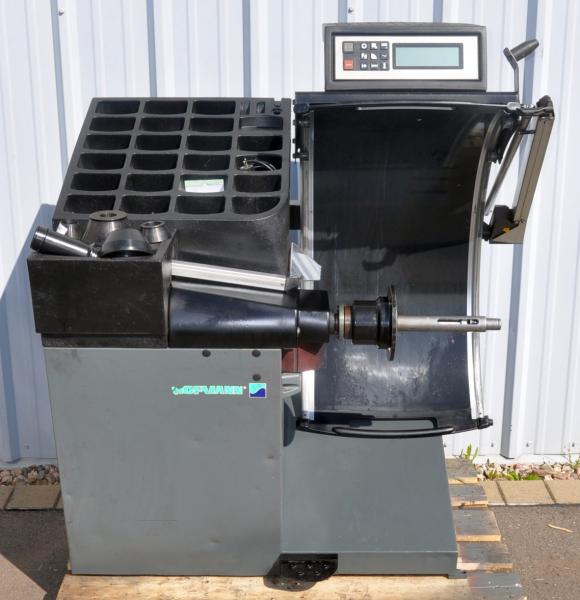 HOFMANN Geodyna 6300 P Reifenwuchtmaschine Wuchtmaschine Auswuchtmasche Wuchte