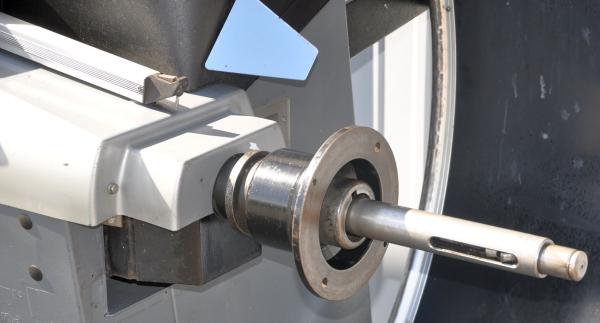 HOFMANN Geodyna 6300 2P Reifenwuchtmaschine Wuchtmaschine Auswuchtmasche Wuchte