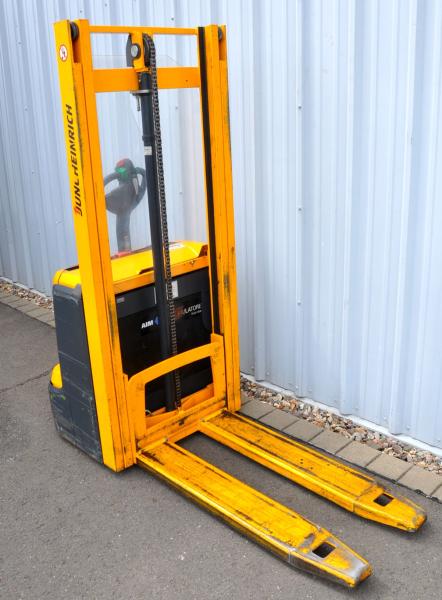 Jungheinrich EJC 110 el. Hubwagen Deichselstapler Hochhubwagen Ameise Stapler