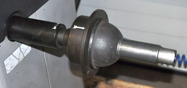 CEMB C75 -2 SE Reifenwuchtmaschine Auswuchtmaschine Wuchtemaschine pneu Radspann