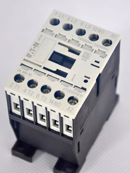 EATON DILM 9-01 Leistungsschütz Schütz Hebebühnen 3 polig 4kW 230 V/AC 9A