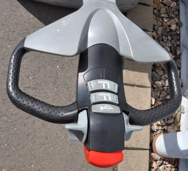 Still EXU 18 Elektro Hubwagen Ameise Ladegerät Gabelstapler 1,8to Bj.2015