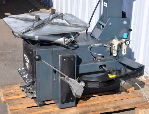 Butler HP441 SQ22 Reifenwechselmaschine Reifenmontiermaschine Montiermaschine
