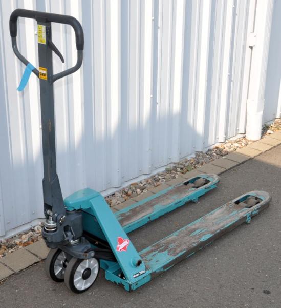 Jungheinrich HPT A 25 Q 2,5 to Hubwagen Handhubwagen Gabelhubwagen Doppelrolle