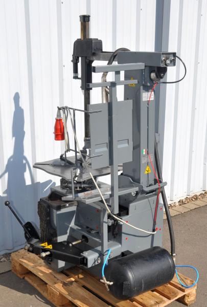 GIULIANO S224 Reifenmontiermaschine mit Schockbefüller Montiermaschine