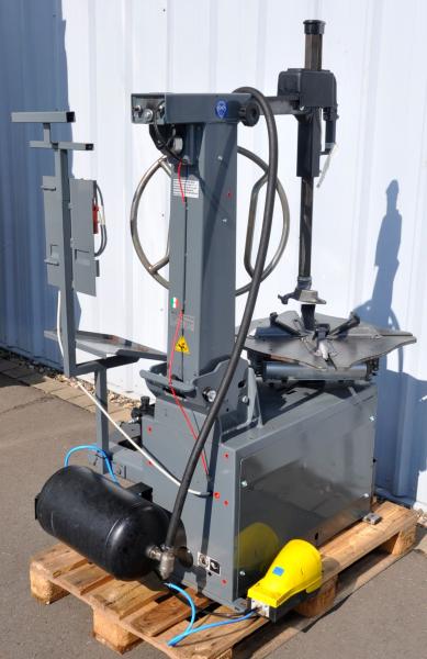 GIULIANO S224 Reifenmontiermaschine mit Schockbefüller Montiermaschine