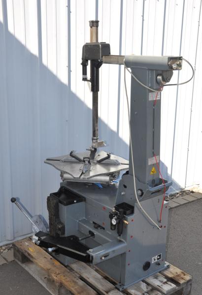 Reifenmontiermaschine GIULIANO S224 Montiermaschine Reifenwechselmaschine