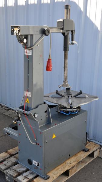 Reifenmontiermaschine GIULIANO S224 Montiermaschine Reifenwechselmaschine