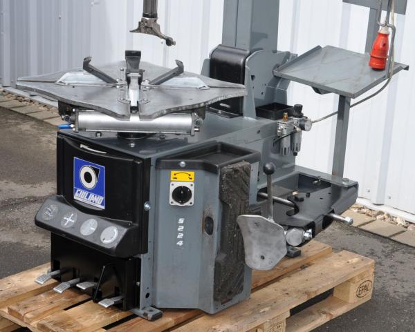 Reifenmontiermaschine GIULIANO S224 Montiermaschine Reifenwechselmaschine