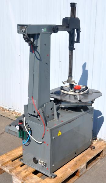 Reifenmontiermaschine GIULIANO S224 Montiermaschine Reifenwechselmaschine