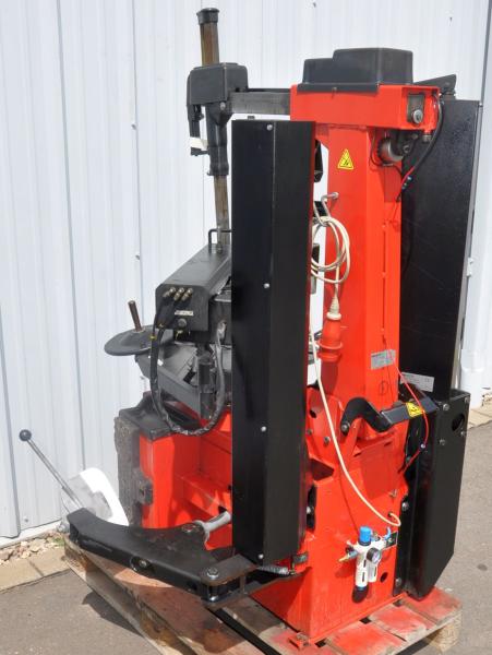 Reifenmontiermaschine GIULIANO S231 PAX Runflat Hilfsarm Reifenwechselmaschine