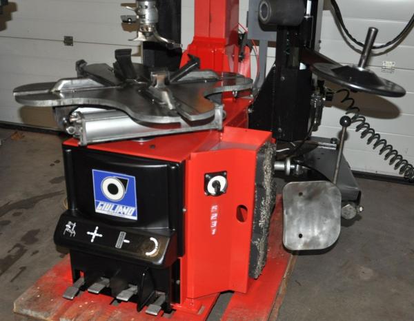 GIULIANO S231 Reifenmontiermaschine PAX Runflat Hilfsarm Reifenwechselmaschine