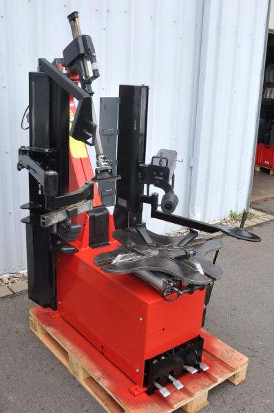 Reifenmontiermaschine GIULIANO S231 PAX Runflat Hilfsarm Reifenwechselmaschine